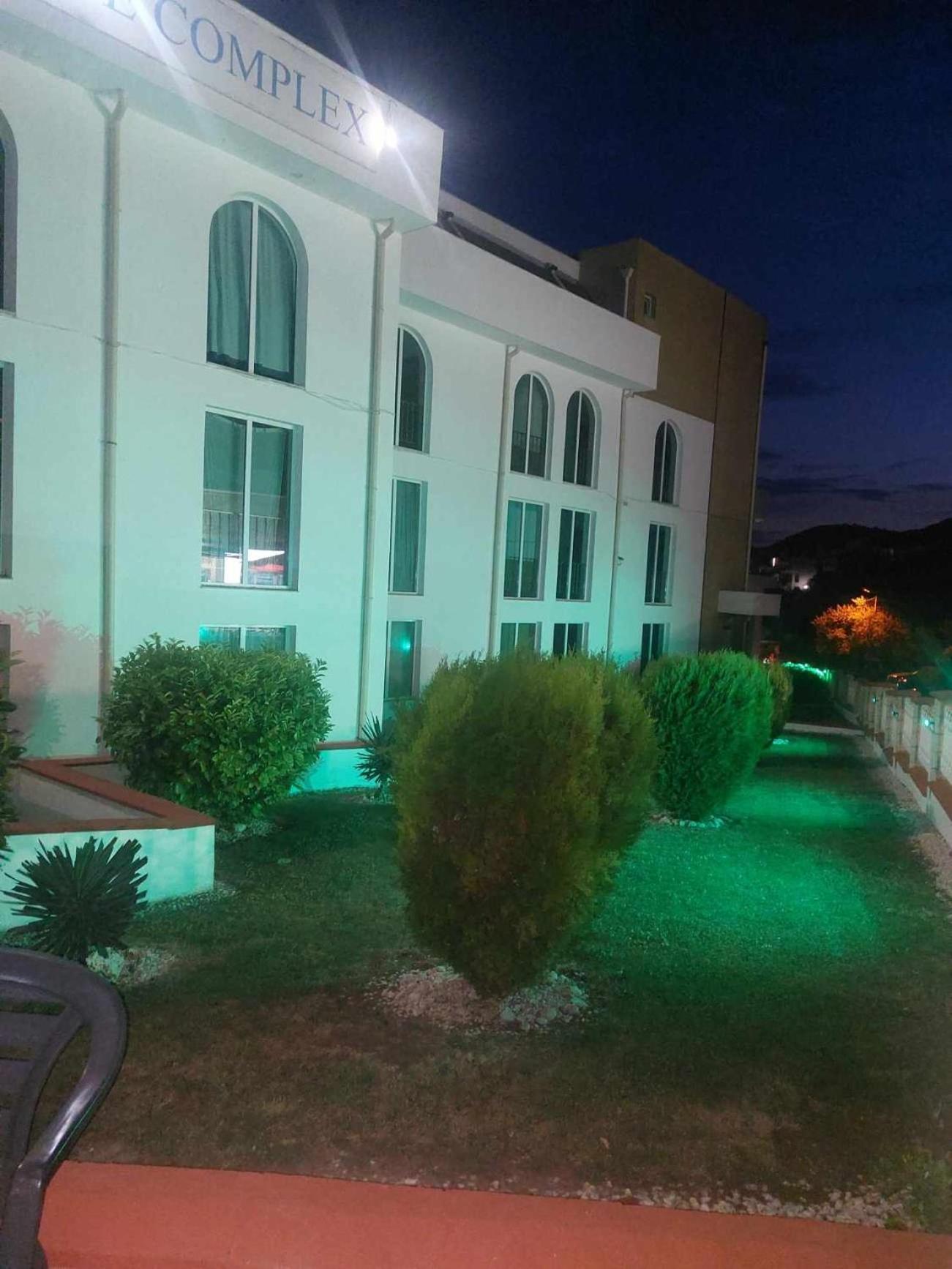 Apartment А13 In Sea Paradise Complex Cavarna Exterior foto